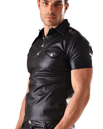Leatherette Shirt mit kurzen Ärmeln